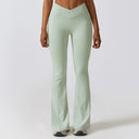  Light Grayish Green